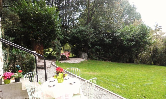 Annecy Old Town Apartamento | ANTIGUO PUEBLO ANTIGUO DE LA CIUDAD, place du Château, 41 m2, jardín privado