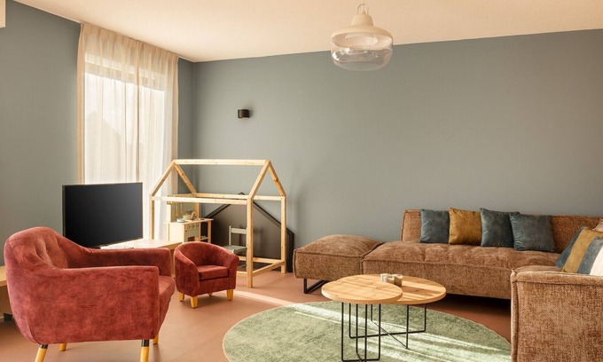 Nieuwvliet Casa | Detached Child-friendly holiday home for 8 people