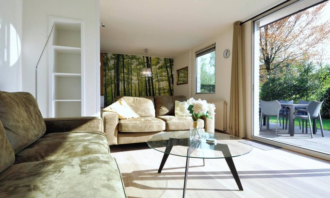 Noordwolde Casa | Detached holiday bungalow for six people