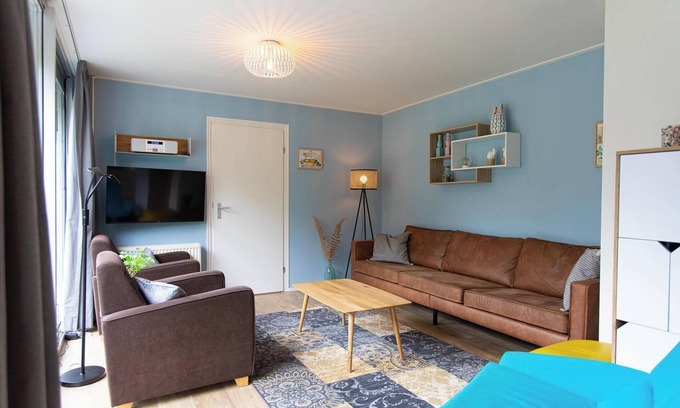 Noordwolde Casa | Detached holiday bungalow for six people
