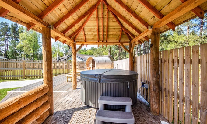 Coylumbridge Casa | Casa de vacaciones independiente con bañera de hidromasaje y sauna en la pista de esquí de Aviemore