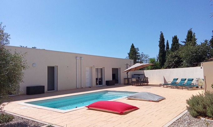 Lignan-sur-Orb Casa | Detached house with private air-conditioned swimming pool pétanque court