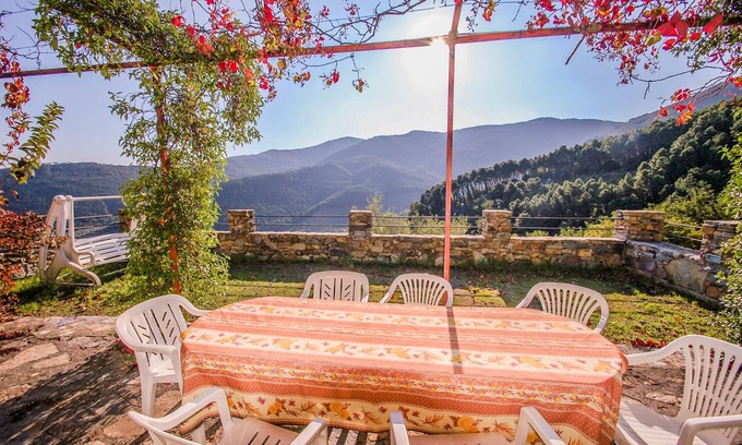 Buti Villa | Casa unifamiliar con piscina privada, 20 km de Pisa y 38 de mar. Zona tranquila