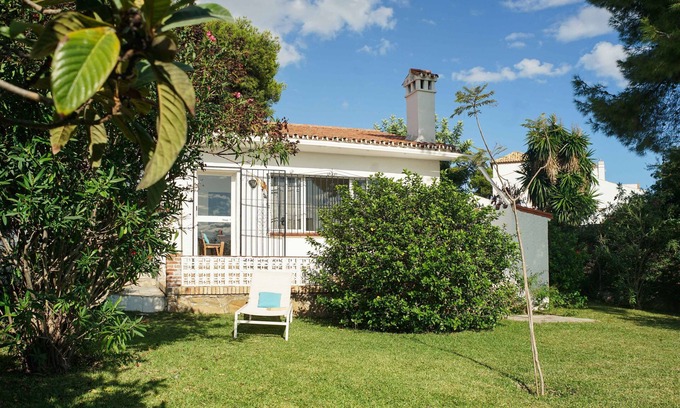 Urbanizacion Costabella Casa | Casa unifamiliar para 4 personas con jardín y vistas al mar - cerca de la playa!