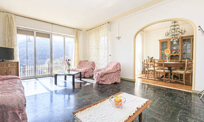 Moconesi Villa | Chalet independiente con piscina y jardín en el campo de Liguria