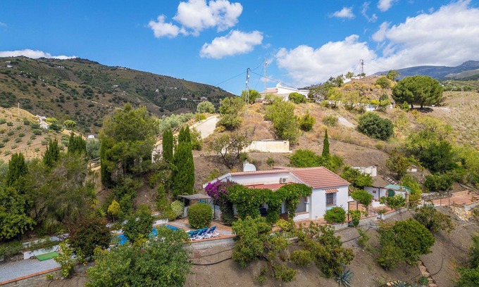 Archez Villa | Villa independiente con piscina privada y vistas buenas 5 minutos de pueblo