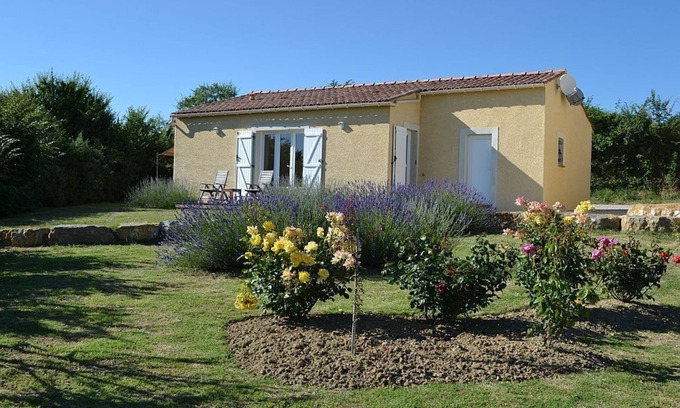 Cailhau Casa | Chalet independiente con jardín privado, vistas panorámicas de los Pirineos