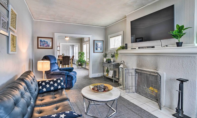 New Center Detroit Apartamento | Detroit Apartment - 5 Mi to Downtown!