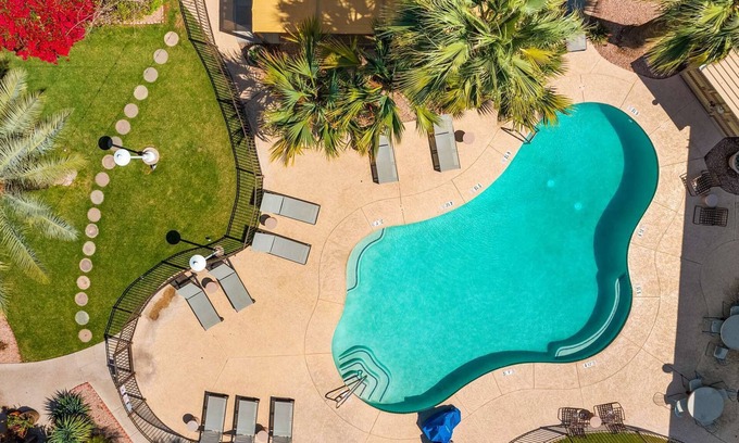 South Scottsdale Casa | Devil Cholla Hotel Suite