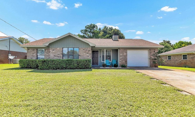 Mary Esther Casa | Deville Quarters | Near 2 Beaches!
