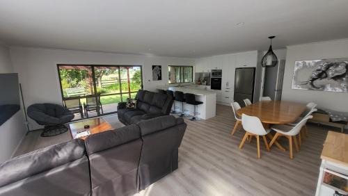 Whakatu Casa | Dewdrop Cottage