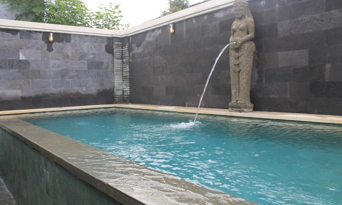 Ubud City-Centre Casa | Dewi Antara Homestay