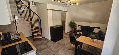 Nuertingen Apartamento | DG Apartment in der Altstadt