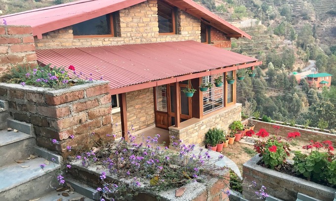 Ramgarh Cabaña | Dhoop Ghar- Malla Ramgarh cerca de Neemrana Bungalows