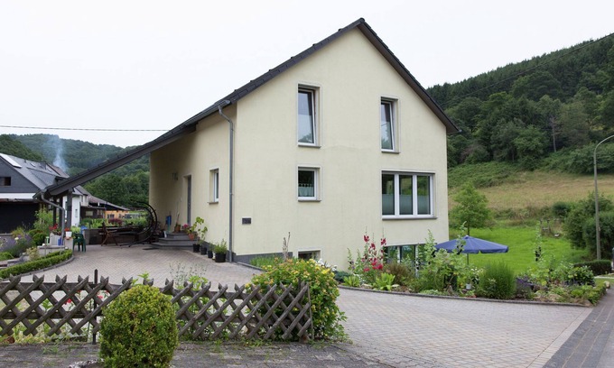 Merschbach Apartamento | Estancia en el valle de Dhron, Merschbach