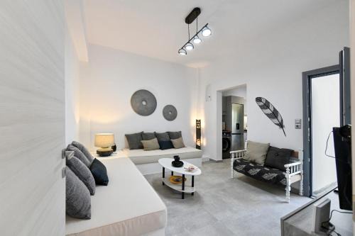 Korissia Casa | Diamond, a modern and stylish house, near the shops and restaurants in Korissia