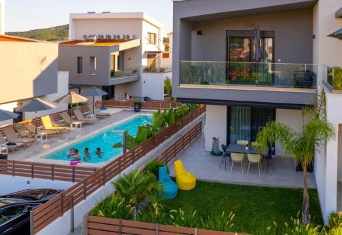 Nea Iraklitsa Casa | Diamond A1 Luxury Inn