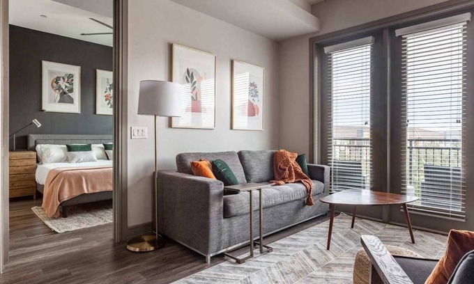 North Burnet Apartamento | Diamond at Kenzie - Modern 2-Bedroom, North Austin