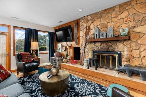 Wintergreen Casa | Diamond Hill Studio 09 with Wintergreen Advantage