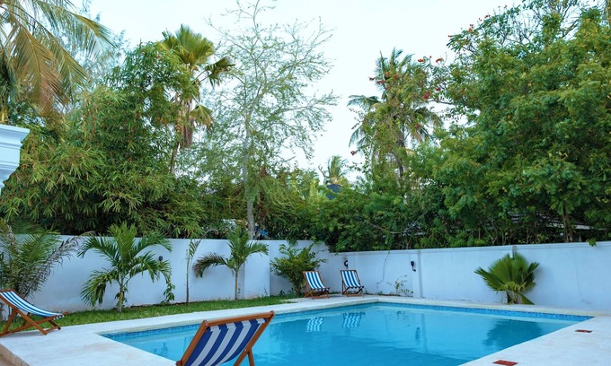 Galu Apartamento | Diani Luxe Villa