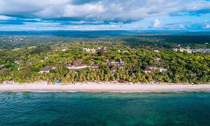 Diani Beach Complejo | Diani Reef Beach Resort & Spa - Your Beachfront Bliss Awaits