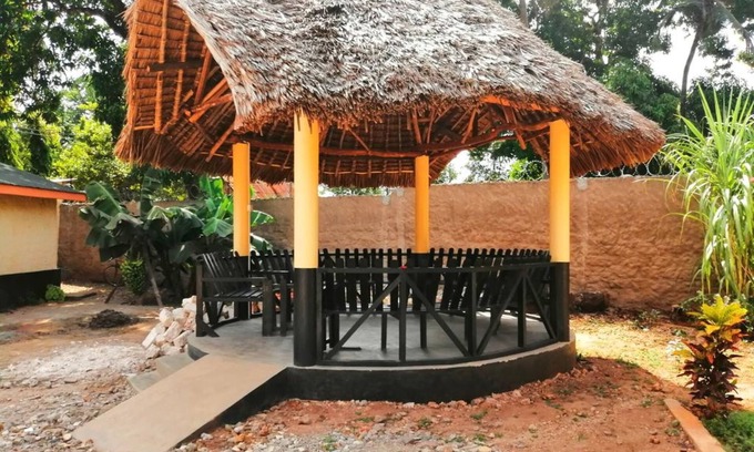 Ukunda Casa | Diani Travelers Guest House
