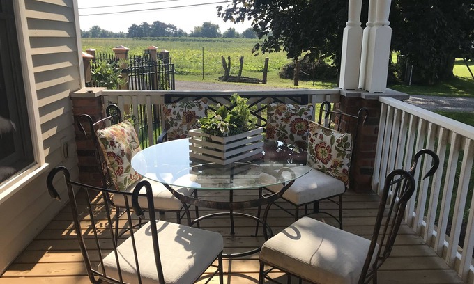 Historic Old Town Cama Y Desayuno | Dicksons Family Suite B&B