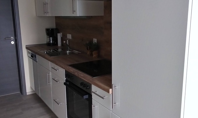 Dietfurt Apartamento | Die Auszeiträumlichkeiten Liegen Mitten im Grünen, Etwas Außerhalb der Gemeinde Zell. Genießen Sie Entspannung pur mit Unbebauter Rundumsicht . Von der Wohnung aus Haben Sie Freie Sicht auf Unser Alpakagehege. Eine Gesc