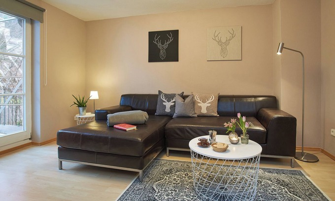 Riedenburg Apartamento | Die Ferienwohnung No2 im 1. Obergeschoss mit Blick auf Riedenburg und Rosenburg