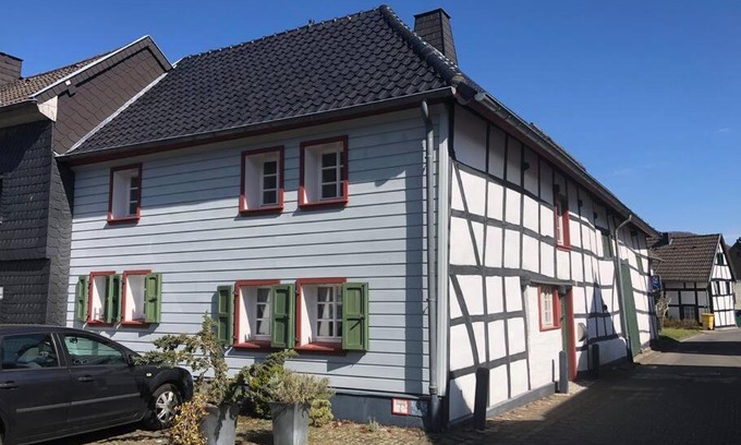 Olef Casa | Die kleine Villa OLEFant im historischen Ortskern von Schleiden-Olef