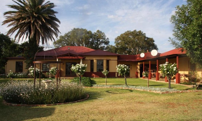 Hennenman Casa | Die Kuierhuis