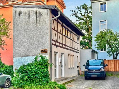 Erfurt Apartamento | DIE REMISE mit kostenlosem Parkplatz direkt vor der Tür