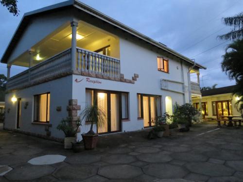 Southport Casa | Dieu Donnee River Lodge