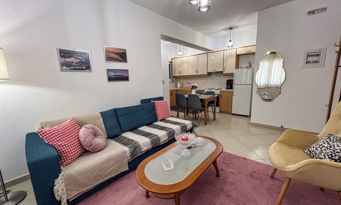 Aigio Apartamento | Dimitra House At Aigio By Greece Apartment