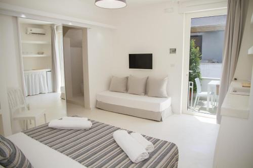 Torre San Giovanni Cama Y Desayuno | Dimora Ausentum B&B