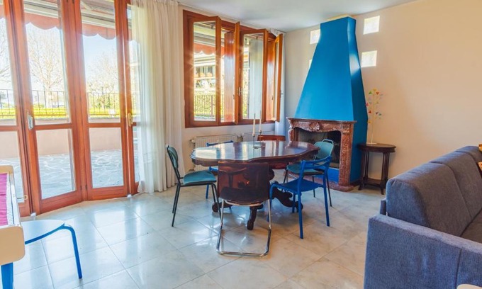 Sirmione Apartamento | Dimora dei Colori - Italian Homing