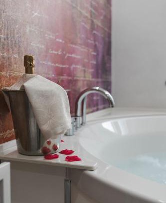 Diamante Cama Y Desayuno | Dimora Riente Luxury Rooms