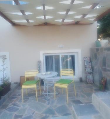 Palaia Fokaia Apartamento | Dina