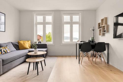 Sandviken Apartamento | Dinbnb Apartments I Views & Street Parking in Sandviken