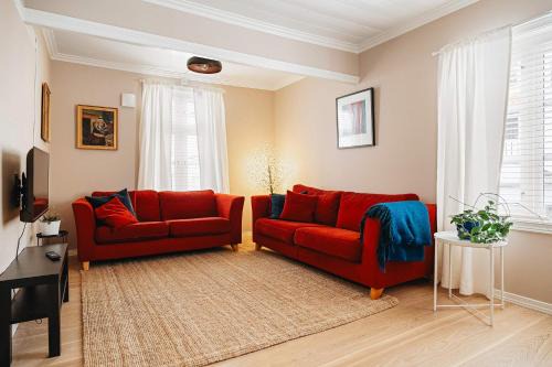 Sandviken Casa | DINBNB Homes l Charming 2-Bedroom Home by the Sea Cozy