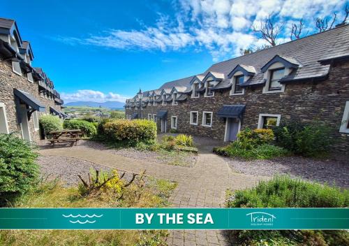 Dingle Casa | Dingle Courtyard Cottages 2 Bed Sleeps 4