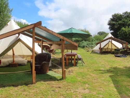 Machynlleth Otro | Dingly Dell 3 x bell tents
