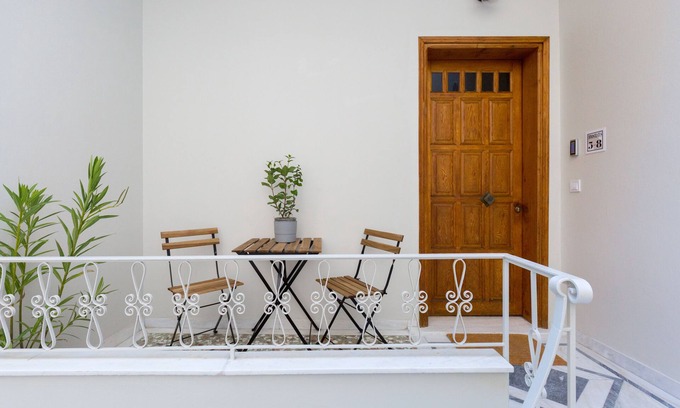 Kinosargous Apartamento | Dinostratus House