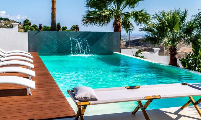 Favara Complejo | Diodorus Luxury Experience
