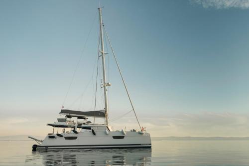 Central Macedonia Alquiler De Eote | Dione Catamaran