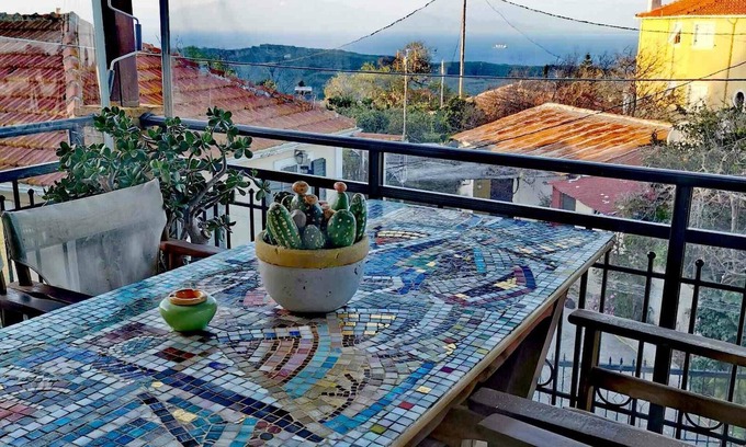 Alonia Apartamento | ¡la casa de Dionysia con terraza con vistas al mar!