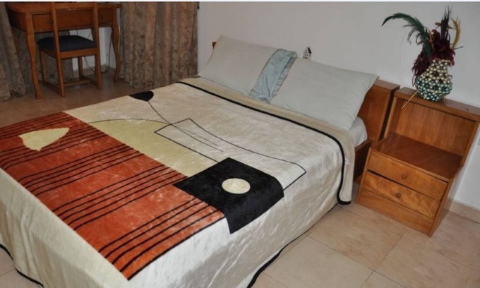 Victoria Borg Casa | Diplomat Beach Resort