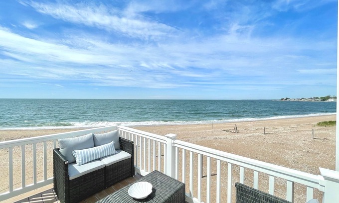 Morgan Point Casa | Direct Beachfront Modern Cottage on Private Beach
