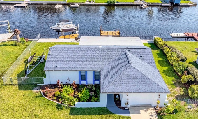 Spring Hill Casa | Direct Gulf Access: Rod and Reel Haven-Where Lines Are Cast & Cares Drift Away