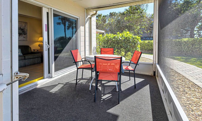 Golden Beach Condominio | Directly on the Gulf - Unit 10 - 1 Bedroom - Ground Floor - Sleeps up to 3